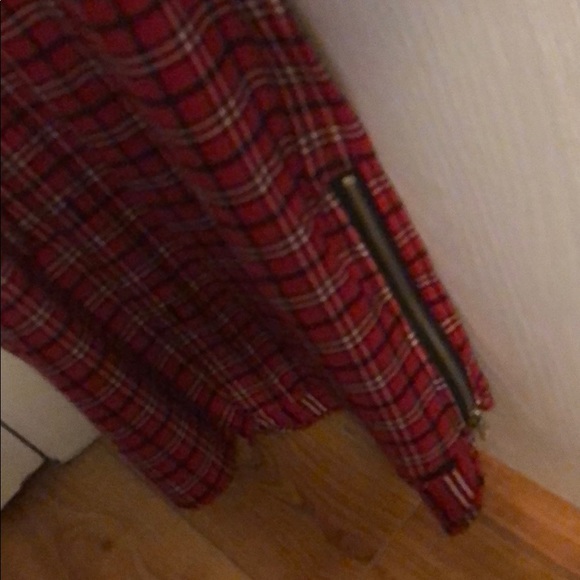 Brand new short sleeve plaid shirt - Picture 2 of 4